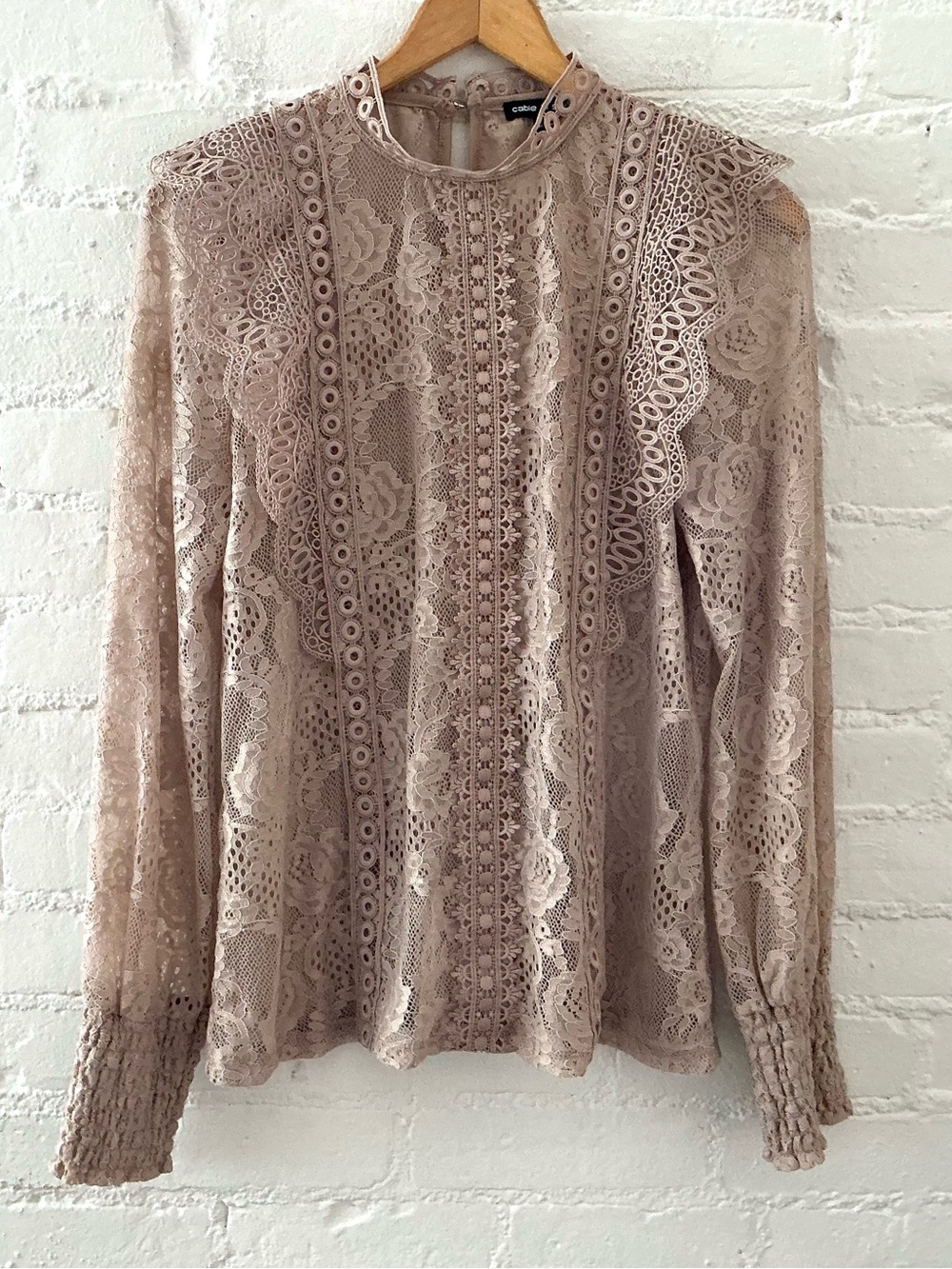 Cable & Gage Victorian Lace Long Sleeve Blouse Mock Neck Tan Taupe Feminine M